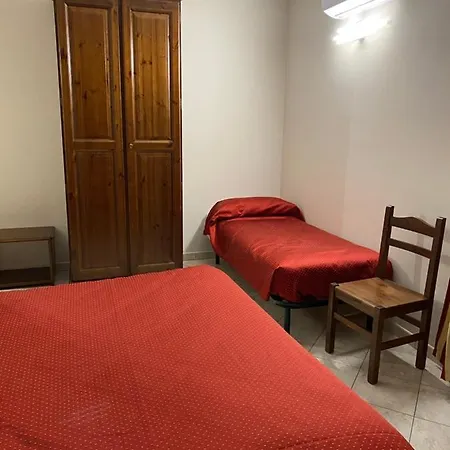 ゲストハウス La Gemma Rossa